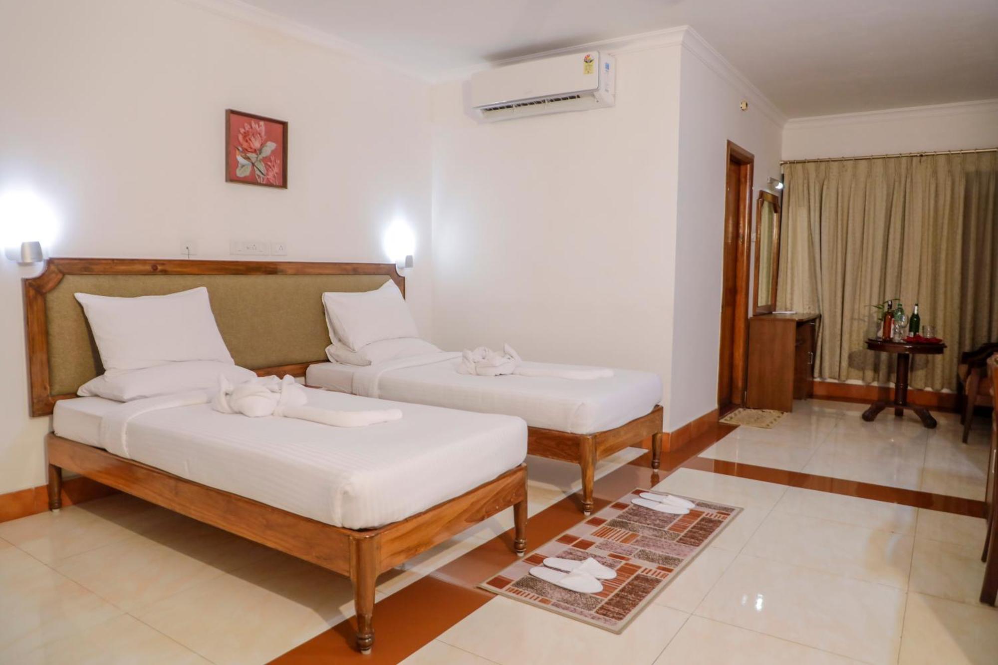 Hotel Golden Anchor ,Paradeep Paradip Garh エクステリア 写真