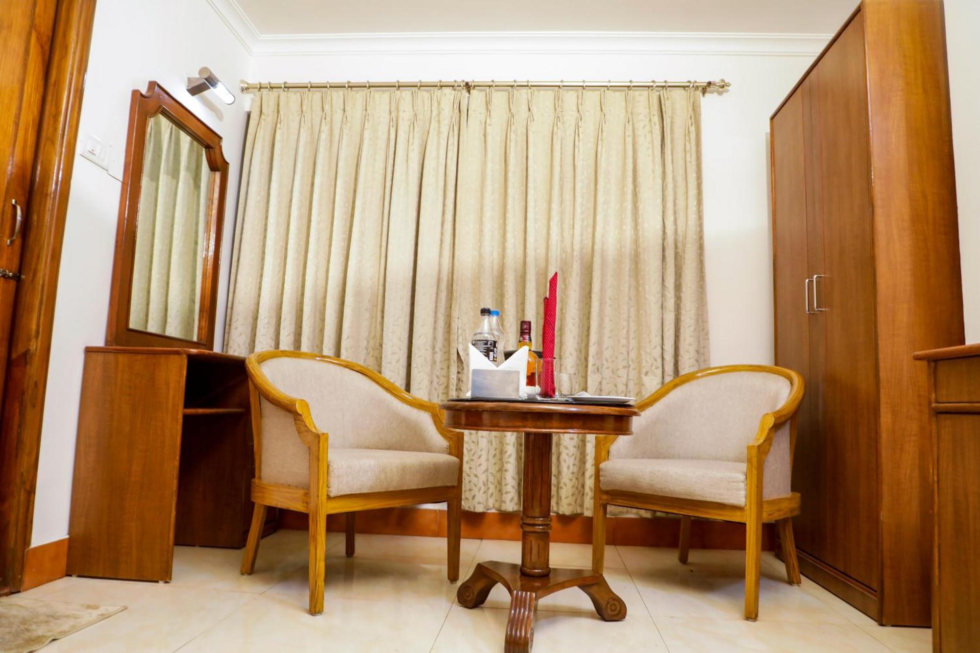 Hotel Golden Anchor ,Paradeep Paradip Garh エクステリア 写真